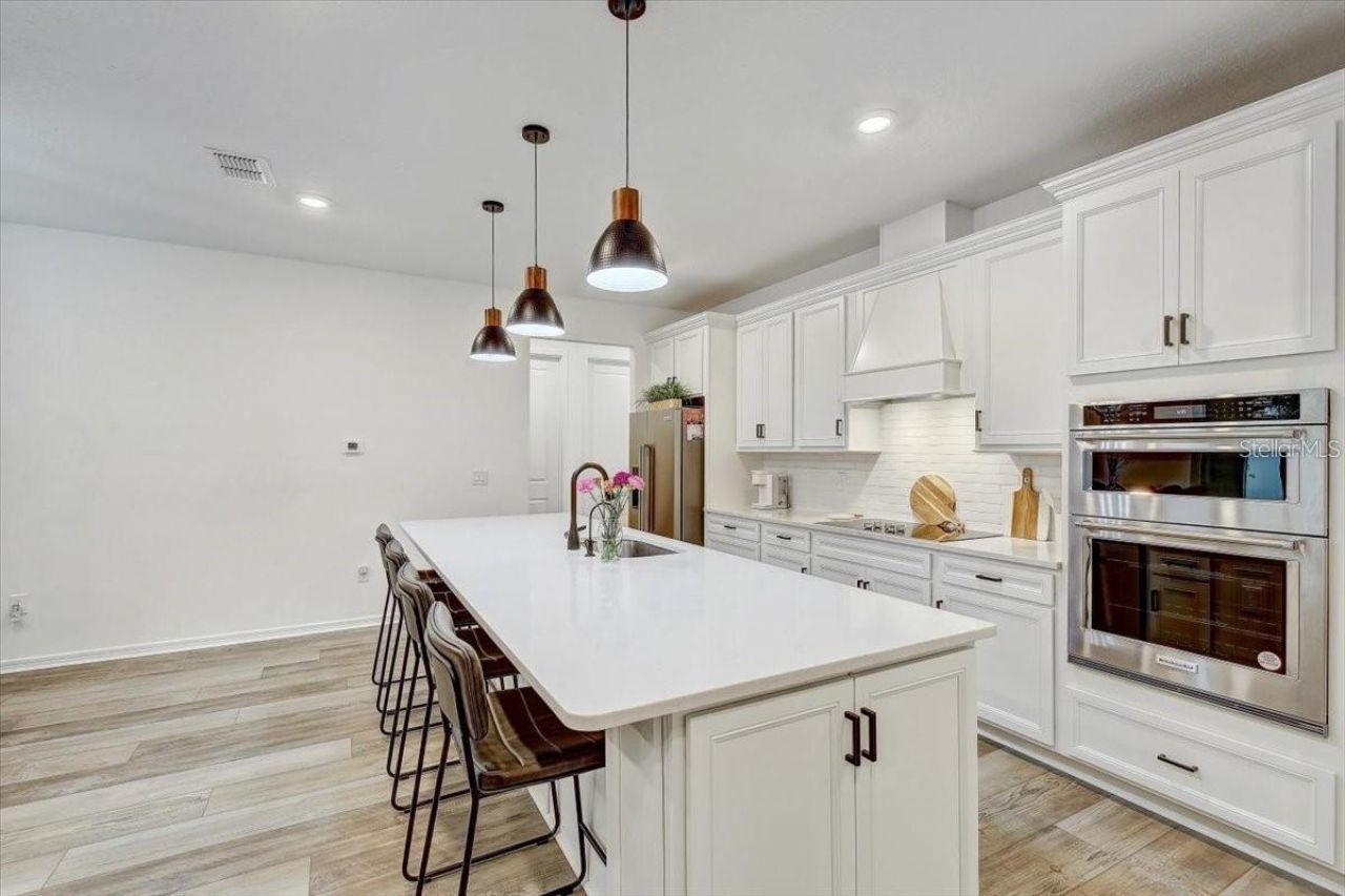 2824 Quail Crest Court , Valrico, FL 33594 Photo