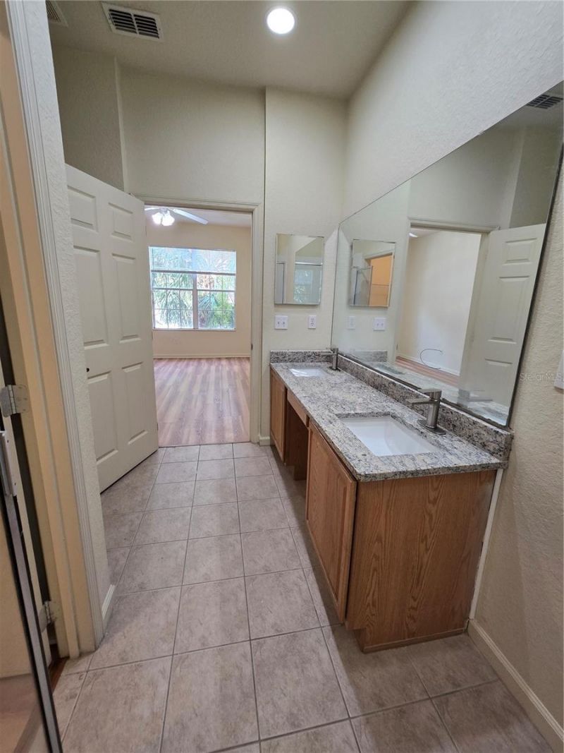 3001 Laurel Run Lane , Unit 203, Kissimmee, FL 34741 Photo