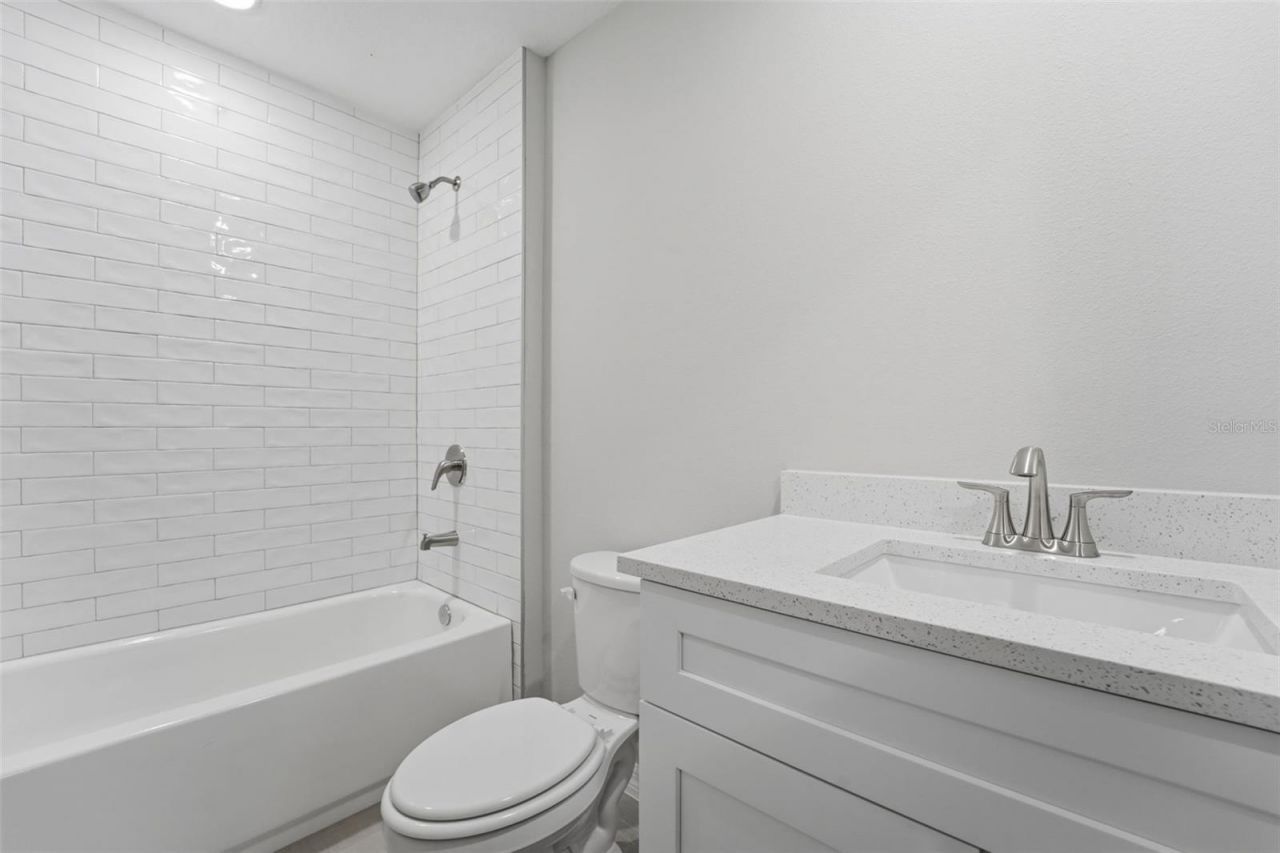 2107 Suanee Avenue , Eustis, FL 32726 Photo