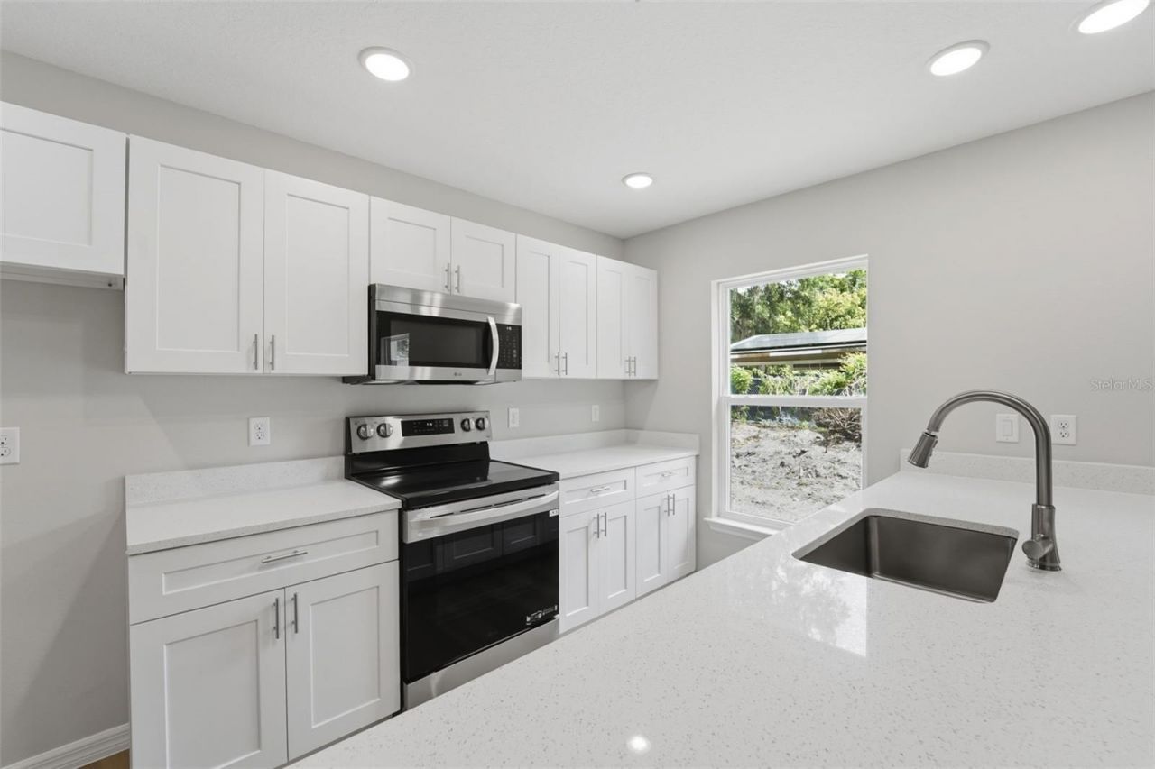 2107 Suanee Avenue , Eustis, FL 32726 Photo