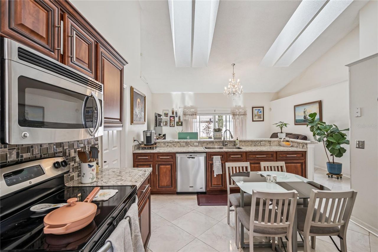 11715 Oxfordshire Place , Orlando, FL 32824 Photo