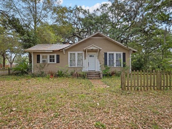 518 NE 2ND STREET , TRENTON, FL 32693