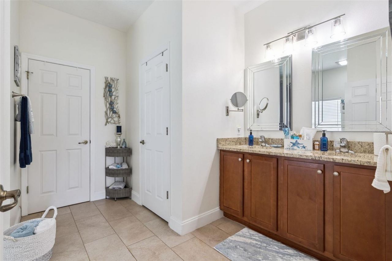 703 Cypress Oak Circle , Deland, FL 32720 Photo