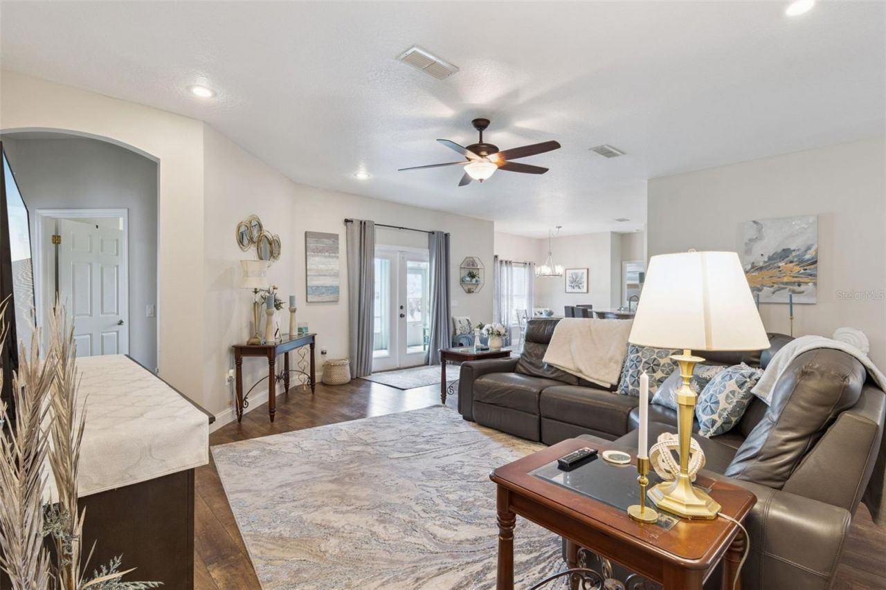 703 Cypress Oak Circle , Deland, FL 32720 Photo