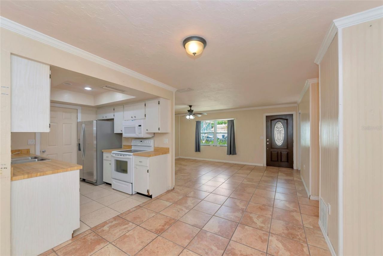 2529 Golden Poinciana Place , Sarasota, FL 34232 Photo
