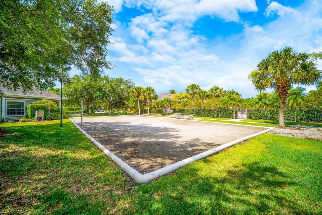 8933 Manor Loop , Unit 204, Lakewood Ranch, FL 34202 Photo