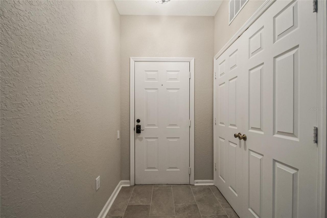 2817 Almaton Loop , Unit 301, Kissimmee, FL 34747 Photo