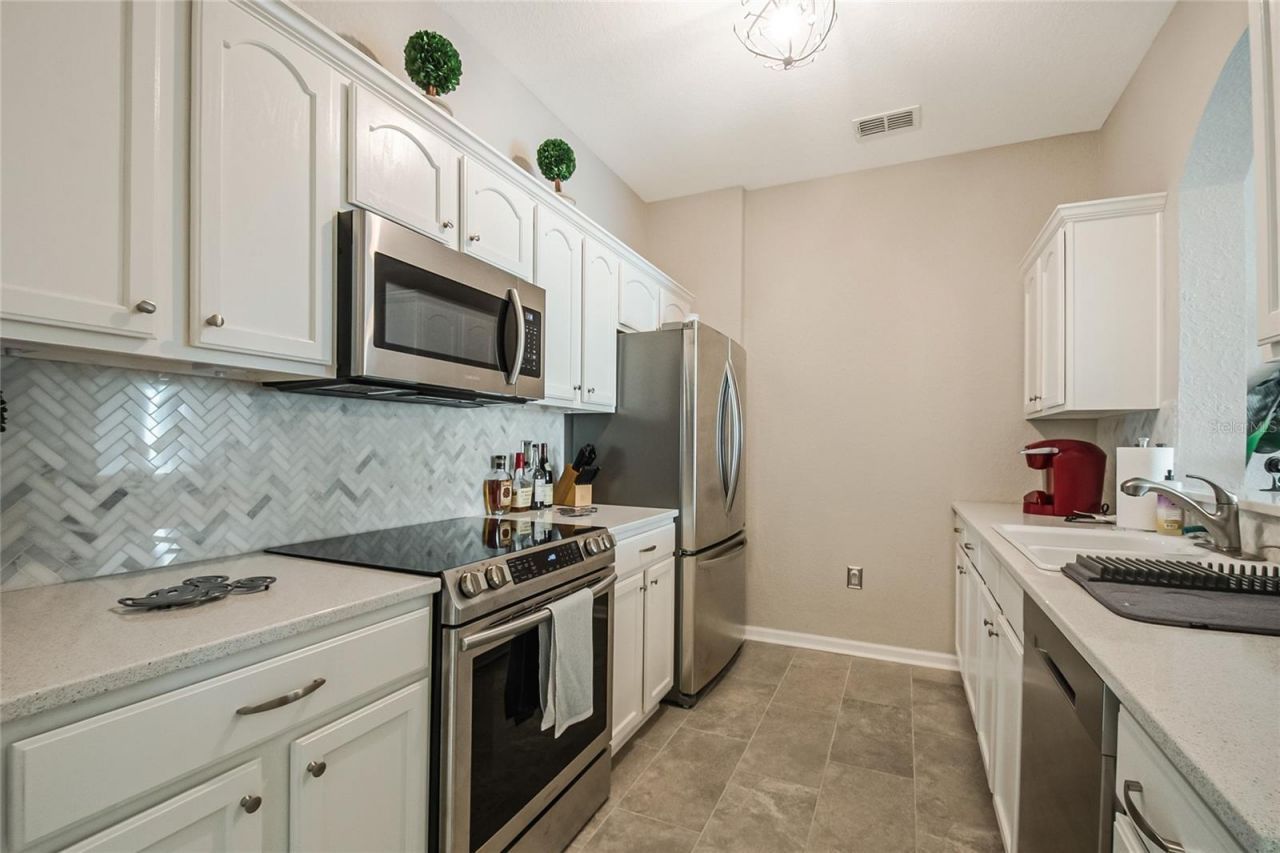 2817 Almaton Loop , Unit 301, Kissimmee, FL 34747 Photo