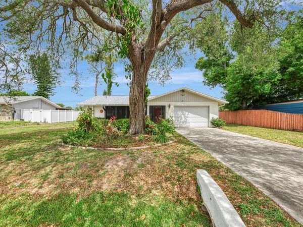 581 CROCUS ROAD , VENICE, FL 34293