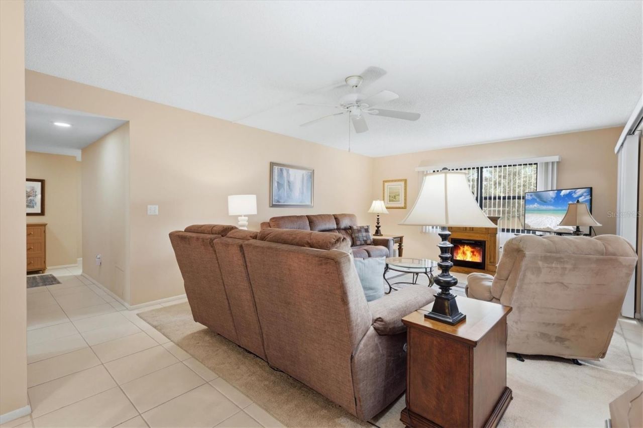 2756 Clubhouse Drive , Unit 101, Sarasota, FL 34232 Photo