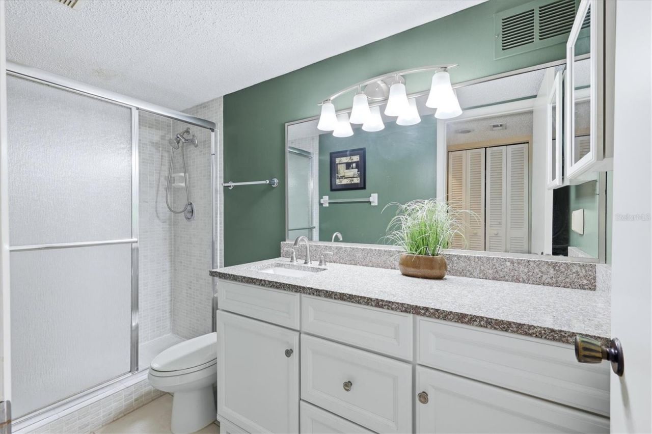 2756 Clubhouse Drive , Unit 101, Sarasota, FL 34232 Photo