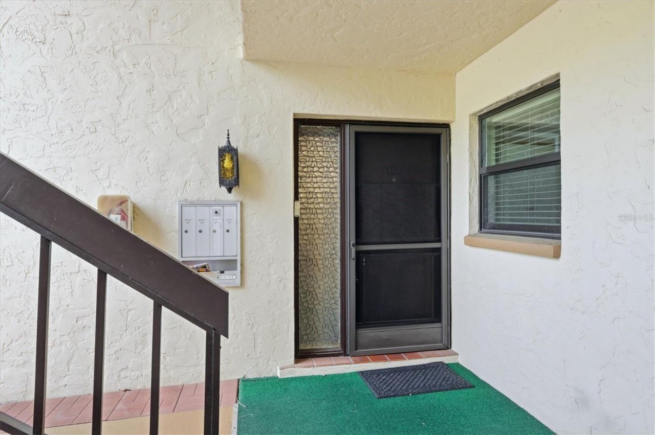 2756 Clubhouse Drive , Unit 101, Sarasota, FL 34232 Photo