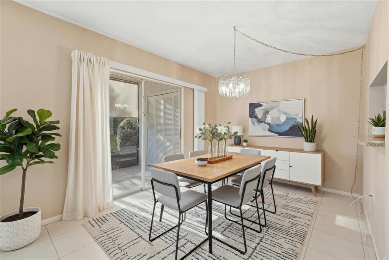 2756 Clubhouse Drive , Unit 101, Sarasota, FL 34232 Photo