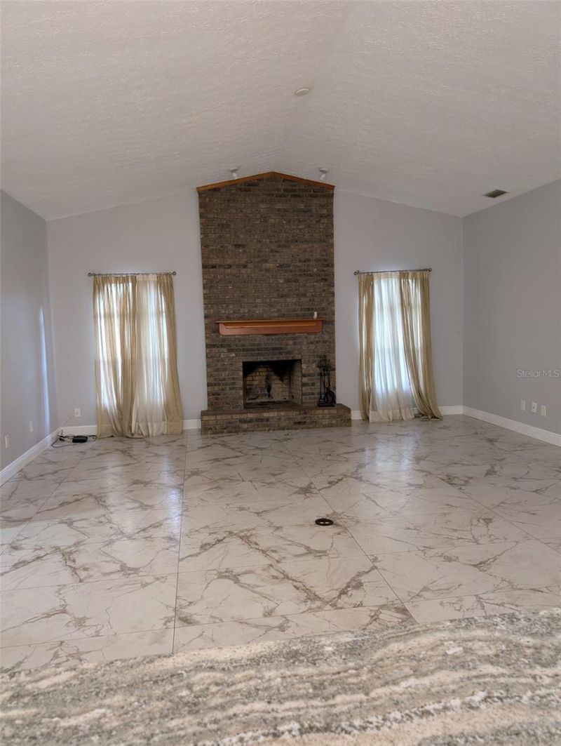 2106 Whitlock Place, Dover, FL 33527 Photo