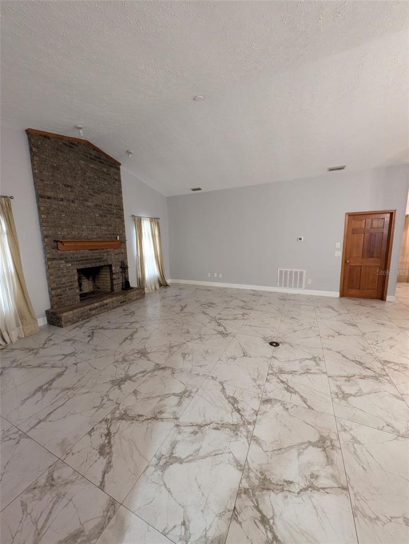 2106 Whitlock Place, Dover, FL 33527 Photo