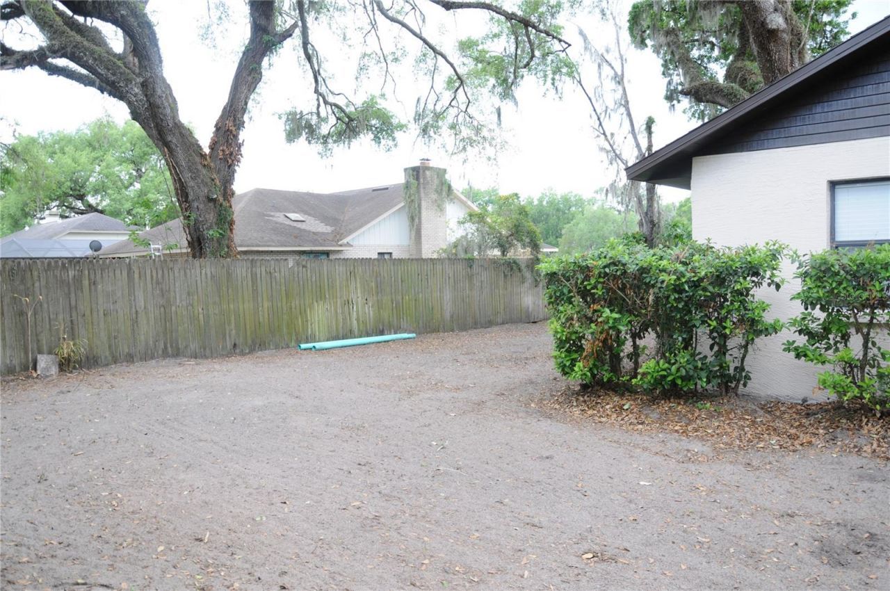 2106 Whitlock Place, Dover, FL 33527 Photo