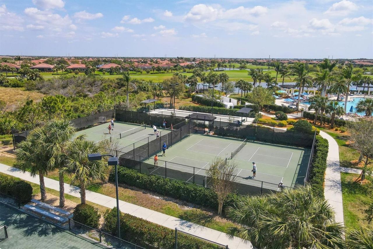 10441 Crooked Creek Drive , Venice, FL 34293 Photo