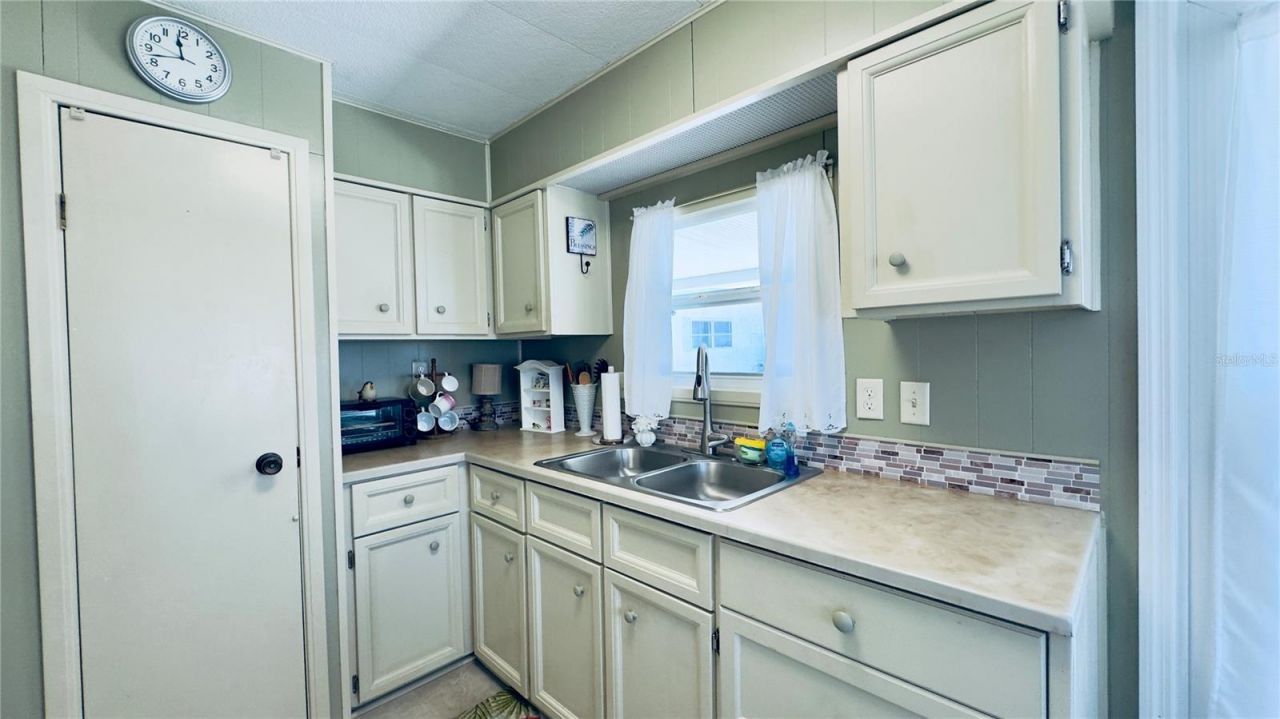 553 Fleetwood Street , North Port, FL 34287 Photo