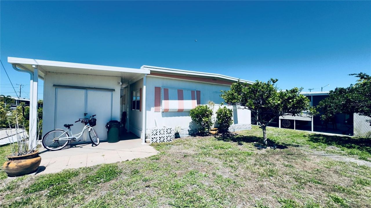 553 Fleetwood Street , North Port, FL 34287 Photo