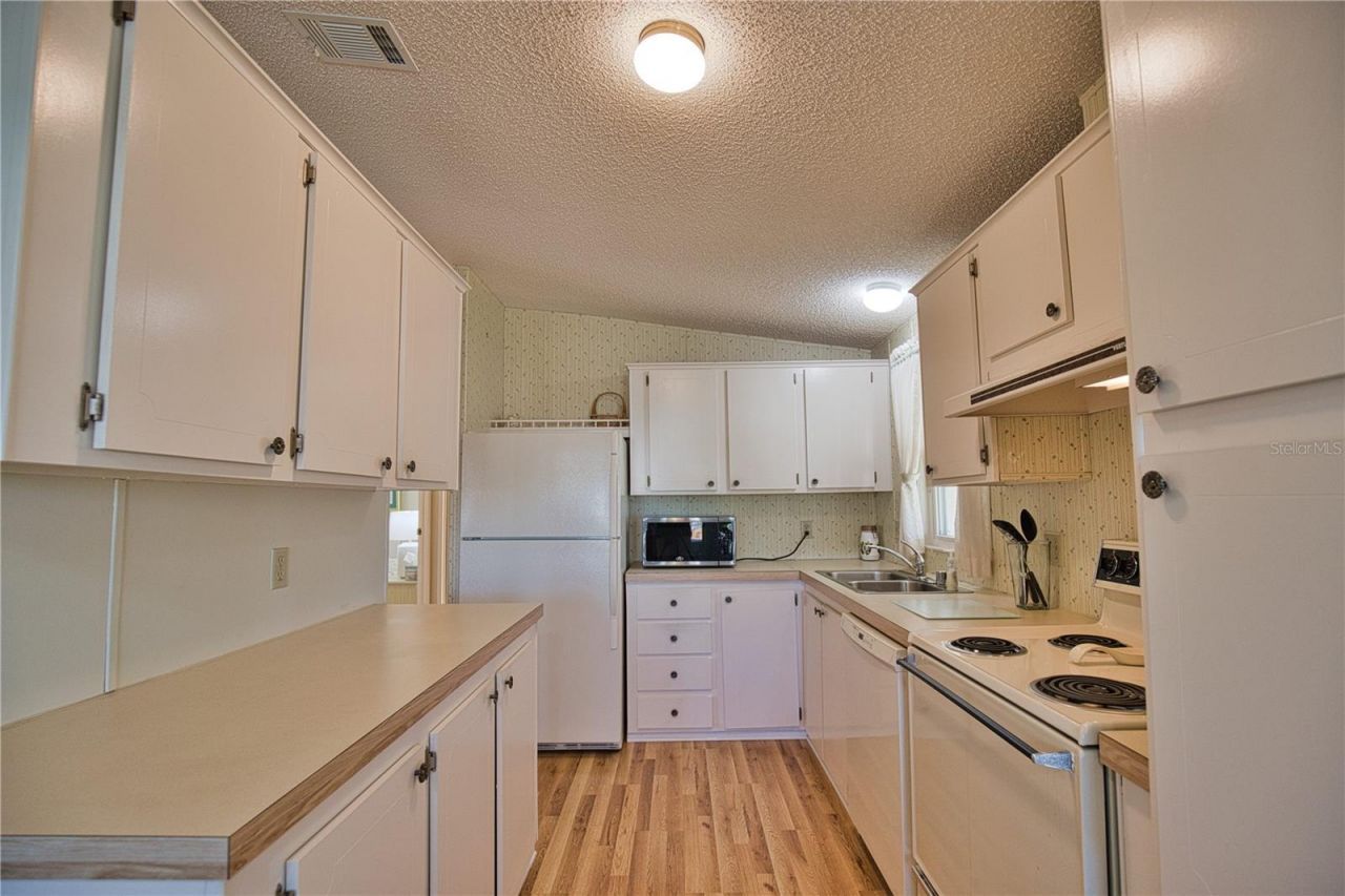 424 Tarde Logo Circle , North Port, FL 34287 Photo