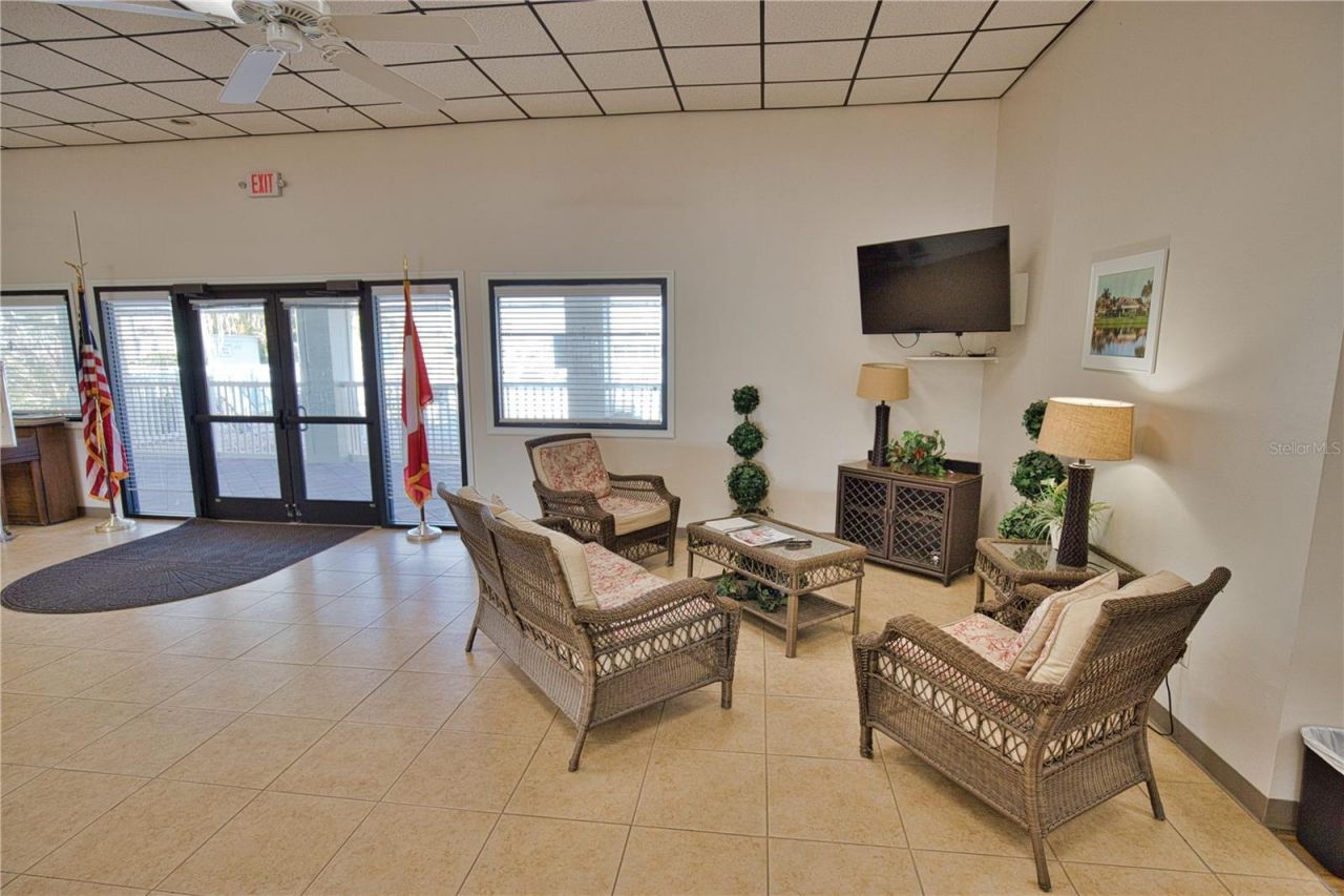 424 Tarde Logo Circle , North Port, FL 34287 Photo