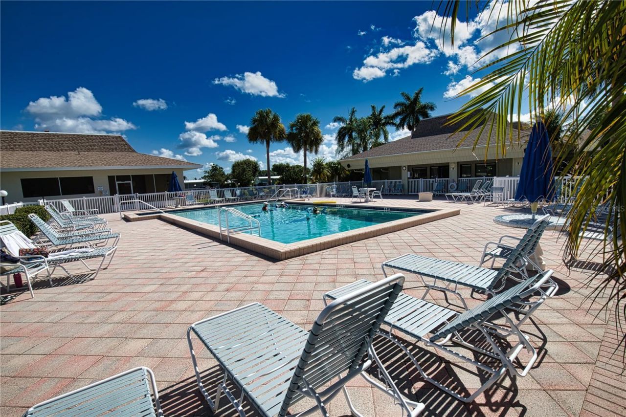 424 Tarde Logo Circle , North Port, FL 34287 Photo