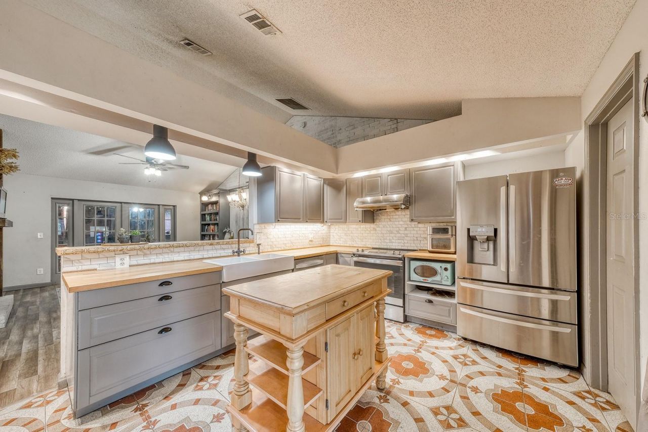 1665 Grange Circle , Longwood, FL 32750 Photo