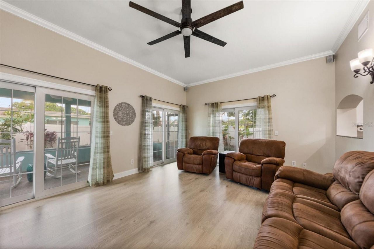 2139 Lanai Avenue , Belleair Bluffs, FL 33770 Photo