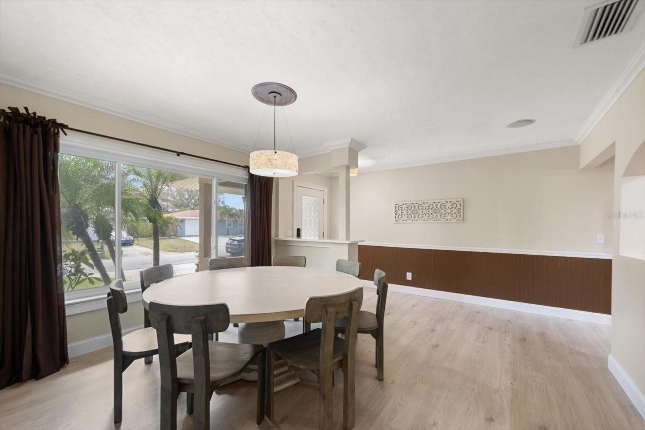 2139 Lanai Avenue , Belleair Bluffs, FL 33770 Photo