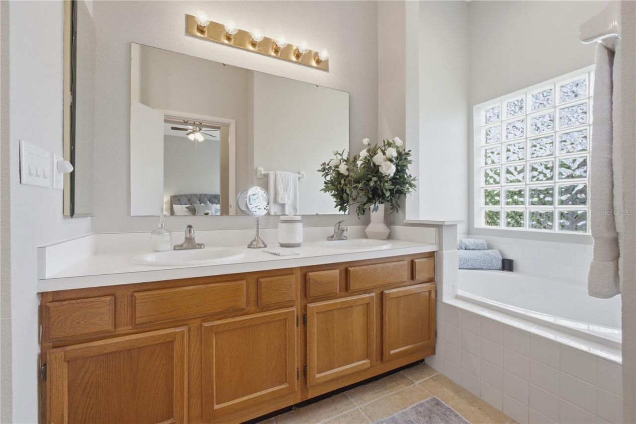 10635 Satinwood Circle , Orlando, FL 32825 Photo