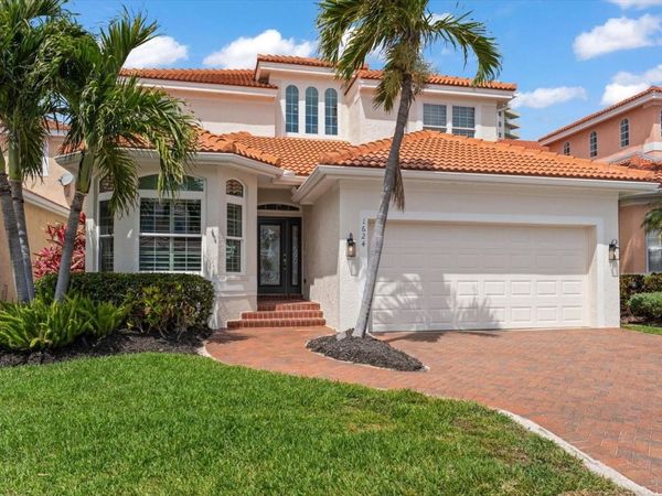 1624 SAND KEY ESTATES COURT, CLEARWATER BEACH, FL 33767