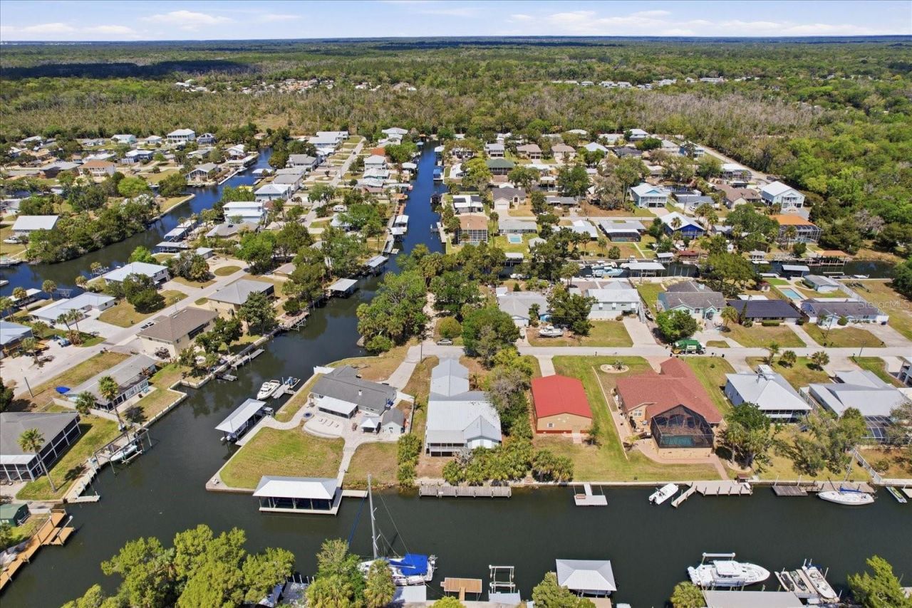 1941 NW 16th Street, Crystal River, FL 34428 Photo