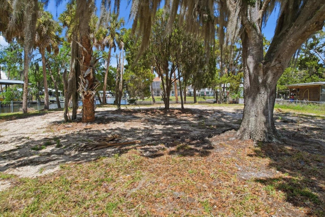 1941 NW 16th Street, Crystal River, FL 34428 Photo