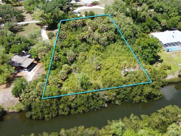 E DOLPHIN DRIVE , ENGLEWOOD, FL 34223