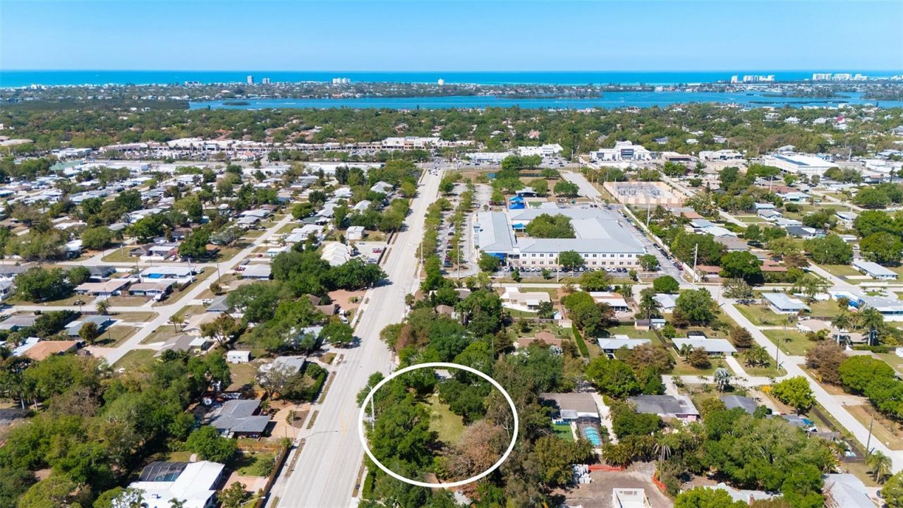 4717 Crystal Avenue , Sarasota, FL 34231 Photo