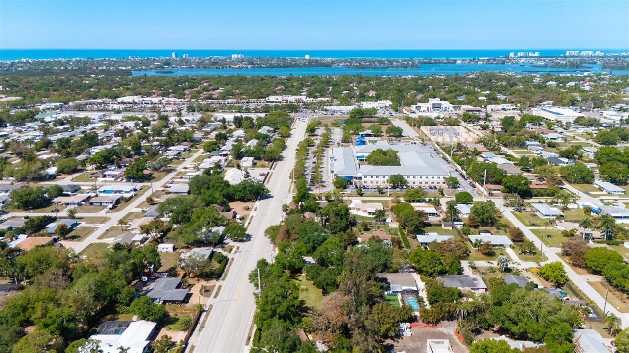 4717 Crystal Avenue , Sarasota, FL 34231 Photo