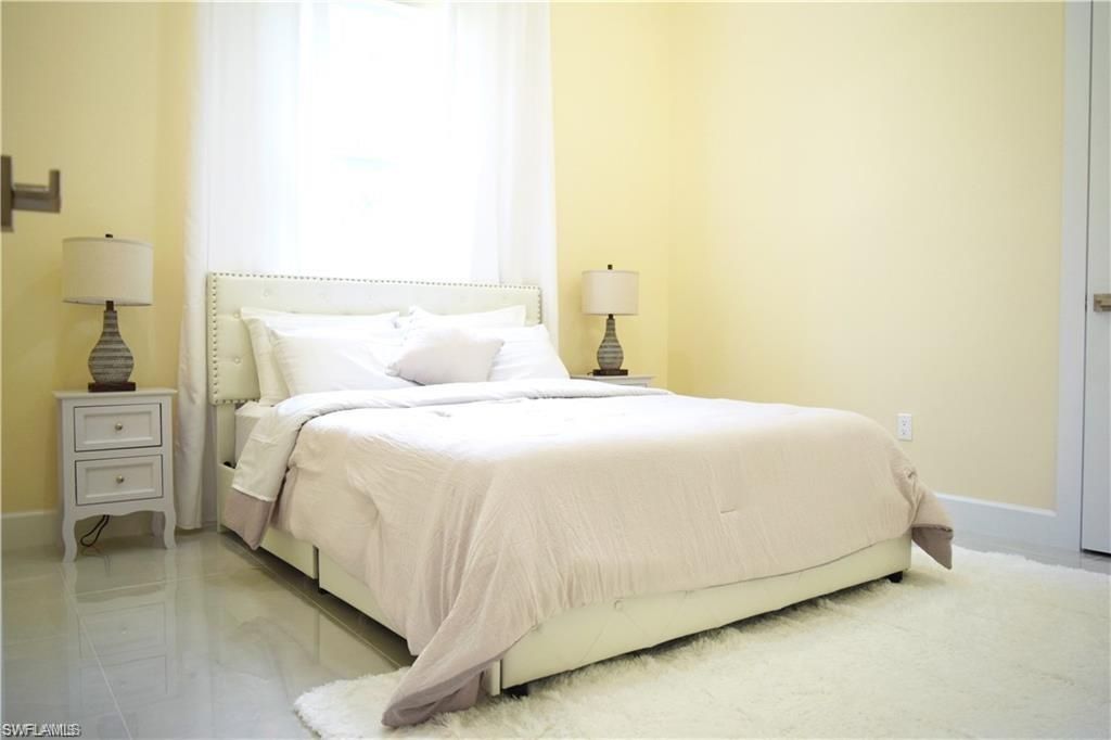 379 25th St Nw, Naples, FL 34120 Photo