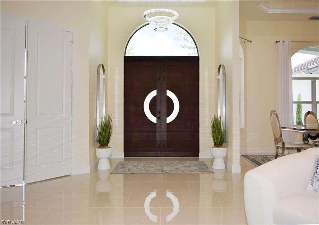 379 25th St Nw, Naples, FL 34120 Photo