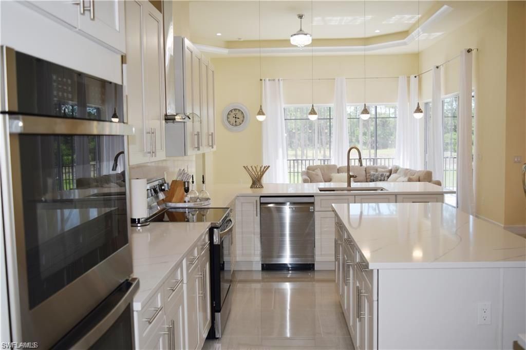 379 25th St Nw, Naples, FL 34120 Photo