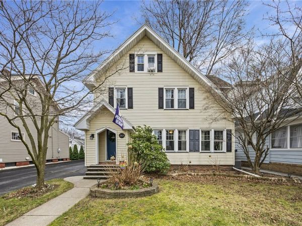 263 Somershire Drive , Rochester, NY 14617