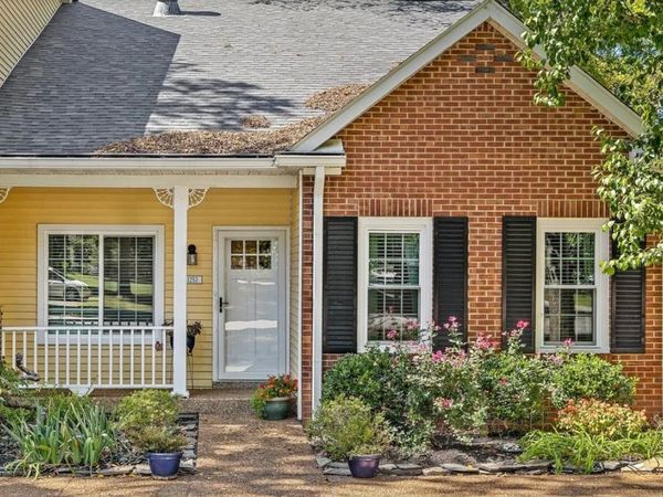 1253 Carriage Park Dr , Franklin, TN 37064