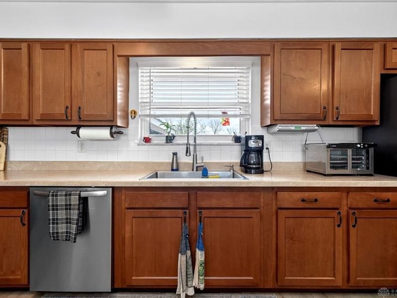 8902 Garland Avenue, Franklin Township, OH 45005 Photo 12