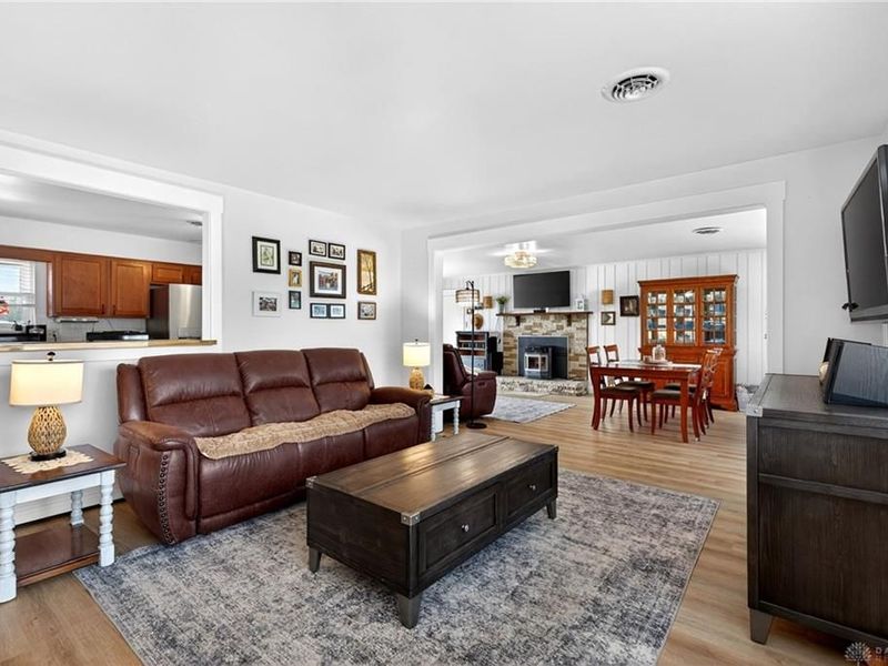 8902 Garland Avenue, Franklin Township, OH 45005 Photo 4