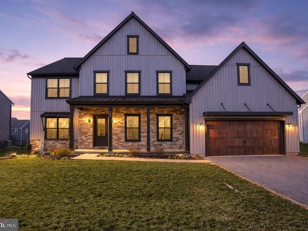 529 BREEZEWOOD LANE, ANNVILLE, PA 17003