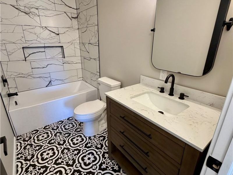 139 W High Street, Glenford, OH 43739 Photo 14