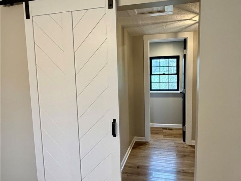 139 W High Street, Glenford, OH 43739 Photo 26