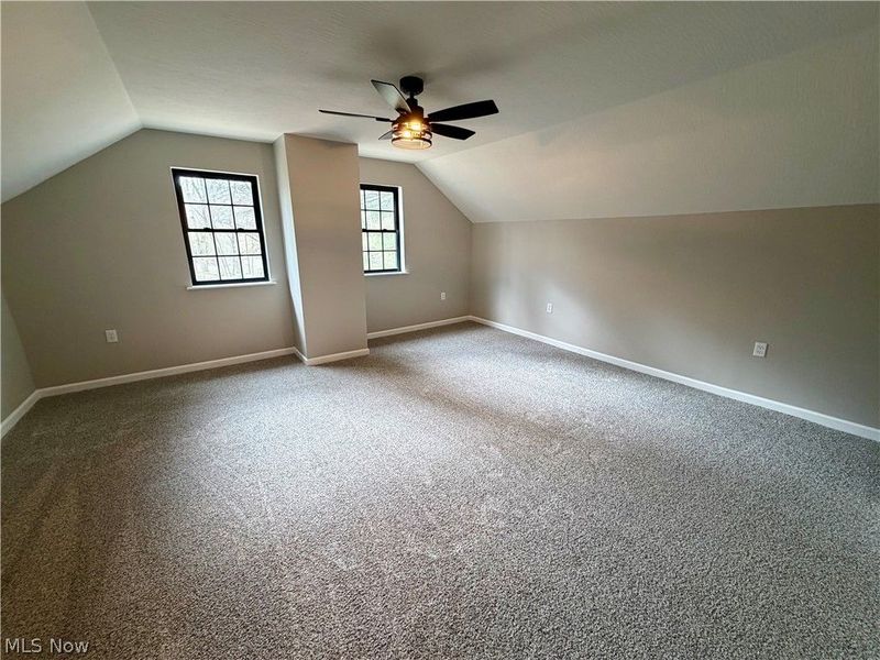 139 W High Street, Glenford, OH 43739 Photo 3