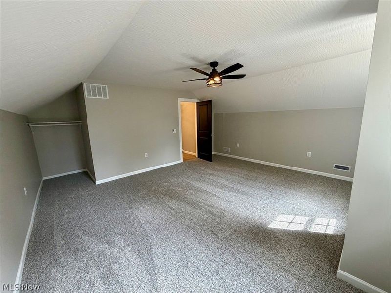 139 W High Street, Glenford, OH 43739 Photo 4