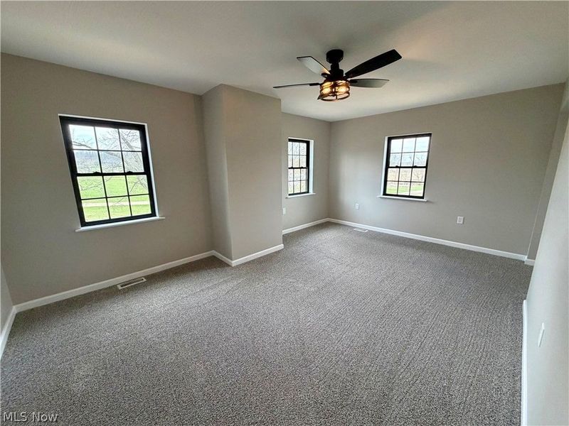 139 W High Street, Glenford, OH 43739 Photo 6