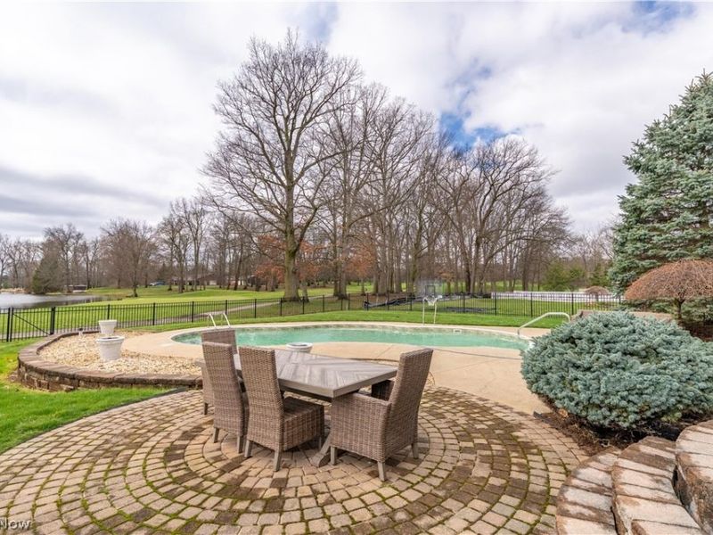 2168 E Park Drive, Uniontown, OH 44685 Photo 4